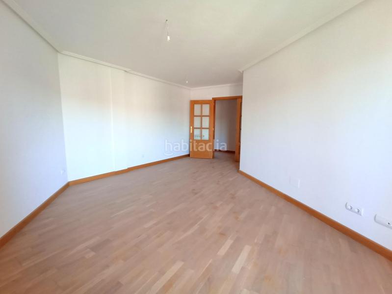 Foto b78f828d-732f-4ab5-9d44-08242b026485. Flat in calle la chopera 4 in San Mamés - La Palomera León