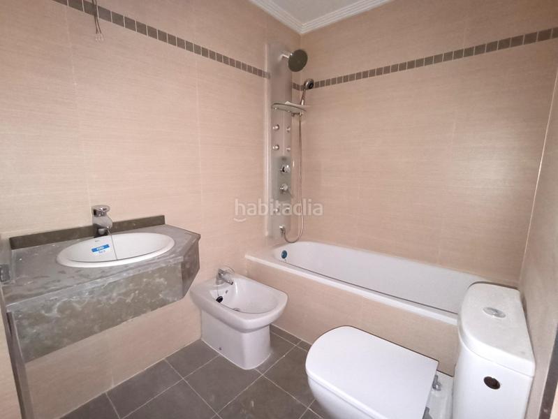 Foto c9c287df-9162-44c0-96f2-4c8c89fb4d31. Flat in calle la chopera 4 in San Mamés - La Palomera León