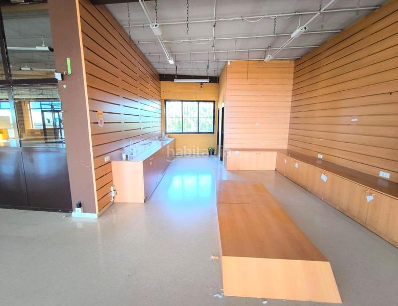 Foto 94625c32-7cfa-4894-8655-d85c2c0c3f8d. Nau industrial a avenida pr pablo die-tc 626 a Trobajo del camino