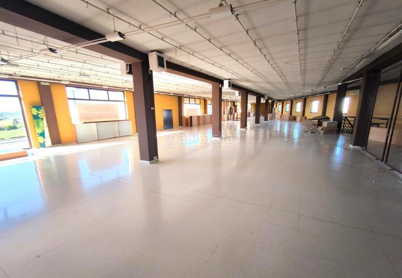 Foto dc9682d0-1ee7-4f26-ad78-a5947dad1abc. Nau industrial a avenida pr pablo die-tc 626 a Trobajo del camino