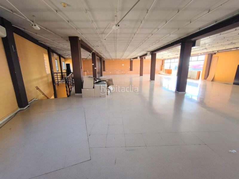 Foto dcb5a409-4b6e-4b1e-ba54-9051424db187. Nau industrial a avenida pr pablo die-tc 626 a Trobajo del camino