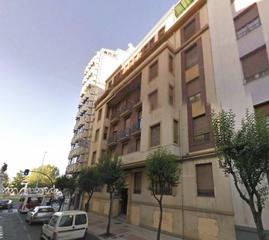 Édifice à Avenida roma 26. Edificio de 21 viviendas la avenida de roma