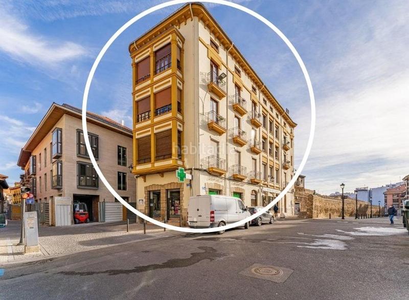 Foto 60d17337-a276-4e88-8f71-7f2ffbc9b995. Edificio en calle hospicio 19 edificio en calle san francisco en León