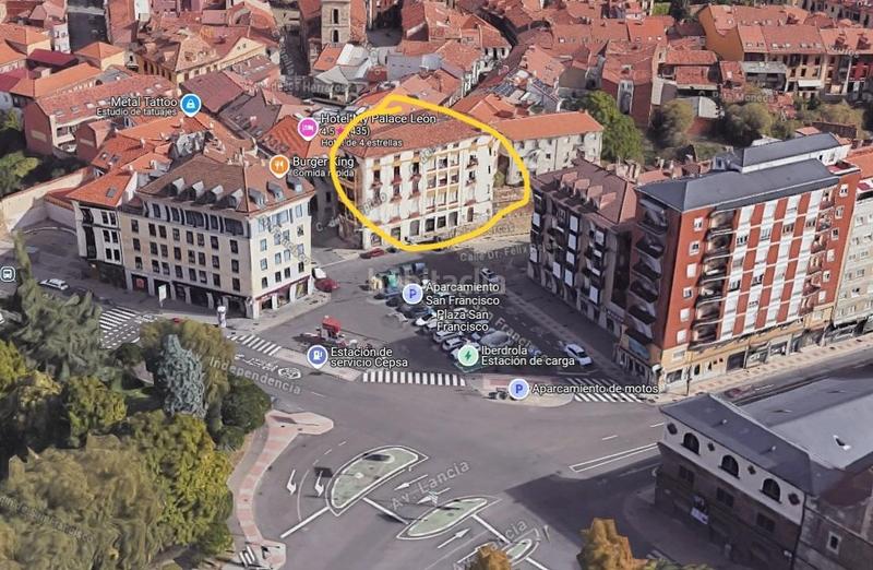 Foto aa9f335f-08fa-4e23-a94e-e7846cc39fa0. Edificio en calle hospicio 19 edificio en calle san francisco en León