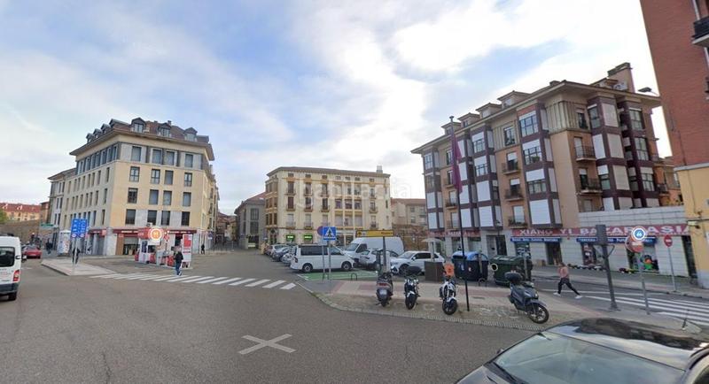 Foto b7a217de-a589-49bd-af71-6af27200779a. Edificio en calle hospicio 19 edificio en calle san francisco en León