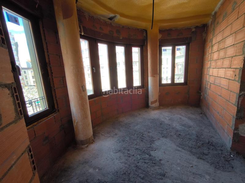 Foto 9a24f74f-685f-4653-b7a5-c2fed84eee1a. Etagenwohnung mit heizung in Centro Ciudad León