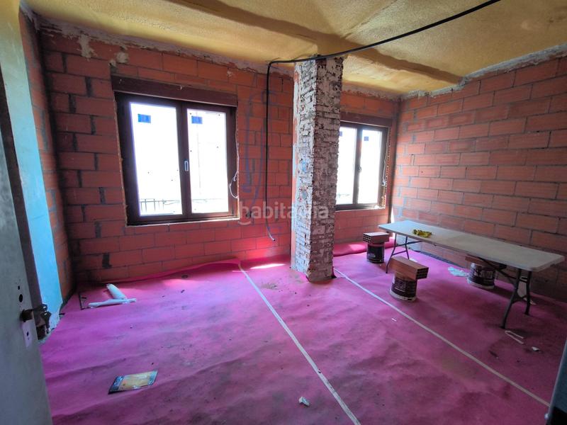 Foto b7fb5bf9-0f7c-4245-bebe-23d406f37a5a. Etagenwohnung mit heizung in Centro Ciudad León