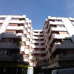 Location Appartement à Calle roa vega 30. Alquiler piso recien reformado con terraza en el centro