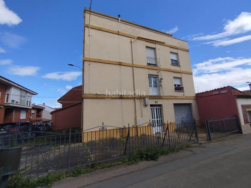 Foto f42b6c0e-2c34-4d74-953f-e00b865ef9fa. Piso oportunidad de inversión! piso a reformar con gran potencial en León