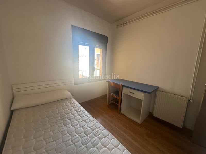 Foto 2fbd82a1-19c6-4758-be67-2d76eb669c61. Piso  de 5 habitaciones en el ejido leon en El Ejido - Santa Ana León