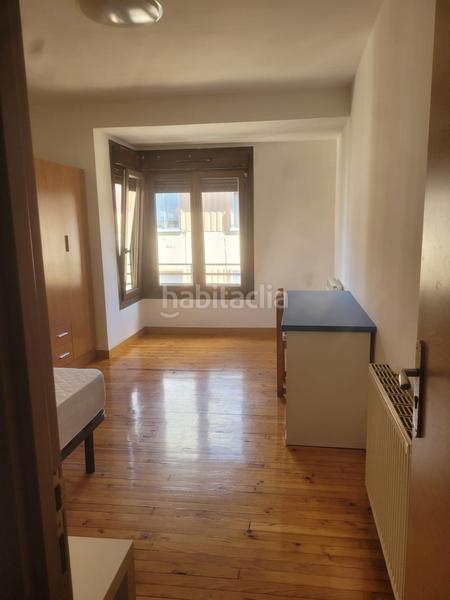 Foto 64dc0755-fc29-4b3f-b373-b62992560a5f. Piso  de 5 habitaciones en el ejido leon en El Ejido - Santa Ana León