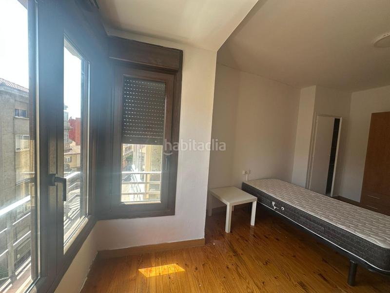 Foto aad605f9-5880-46fd-a793-edf767322867. Piso  de 5 habitaciones en el ejido leon en El Ejido - Santa Ana León