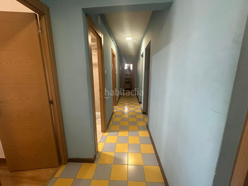 Foto bb036cbb-99e9-44f8-a0b0-1596fb1cfaee. Piso  de 5 habitaciones en el ejido leon en El Ejido - Santa Ana León