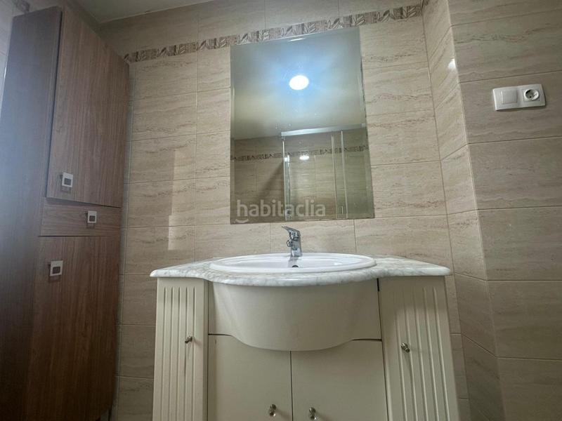 Foto c389d9ff-332b-4233-adf8-4035e3d4397f. Piso  de 5 habitaciones en el ejido leon en El Ejido - Santa Ana León