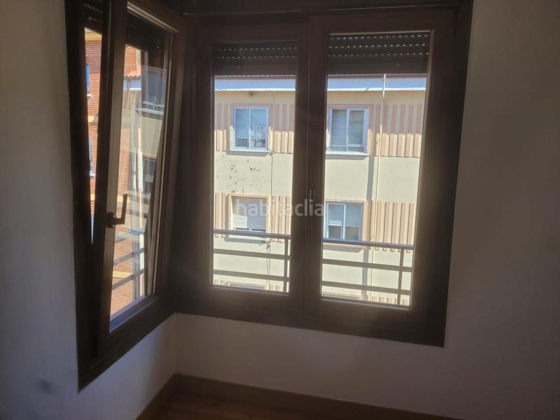 Foto fe2f57ce-5552-434f-b806-e2bc9be132ed. Piso  de 5 habitaciones en el ejido leon en El Ejido - Santa Ana León