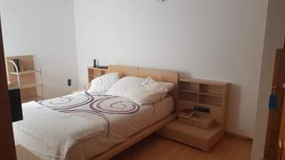 Location Appartement  Calle de juan de vega 3. Se alquila piso por habitaciones