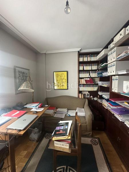 Foto 08ce615a-810e-4b8b-9873-8779bcddc1e9. Pis amb calefacció a Centro Ciudad León