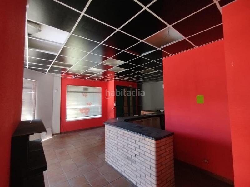 Foto 37a3df57-a82f-4754-8676-844fdaa299c0. Business premise in calle de gustavo adolfo bécquer 3 in Ponferrada