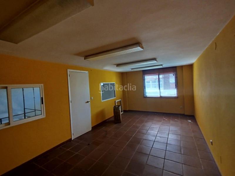 Foto d53cc67b-3de1-473d-a902-d6cd594eae4d. Business premise in calle de gustavo adolfo bécquer 3 in Ponferrada