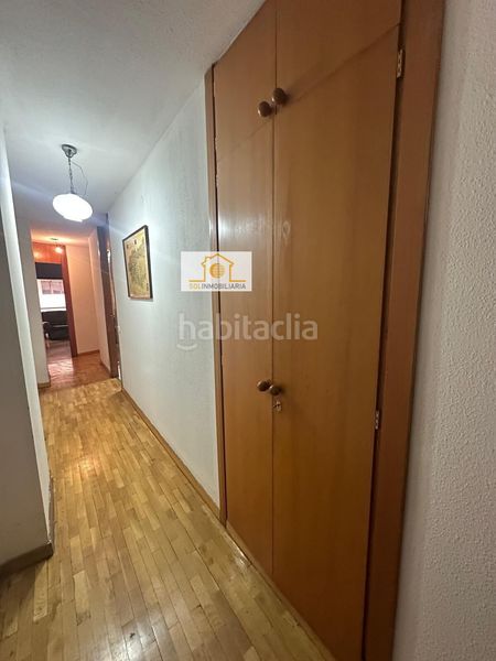 Foto 455e393e-b356-48ff-b6d7-fccf5bfb6930. Pis amb calefacció aparcament a Centro Ciudad León