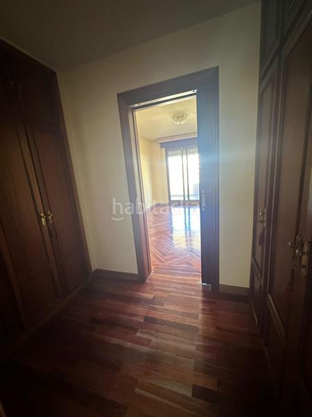 Foto 17b4e262-2f25-44a9-b467-78e948904196. Pis amb calefacció aparcament a Centro Ciudad León