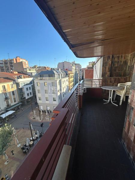 Foto 9a44d233-f386-4037-b677-b9c6edc27f8b. Pis amb calefacció aparcament a Centro Ciudad León