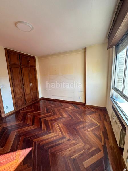 Foto e9d640e8-22eb-4e41-885b-35281f6aa707. Pis amb calefacció aparcament a Centro Ciudad León