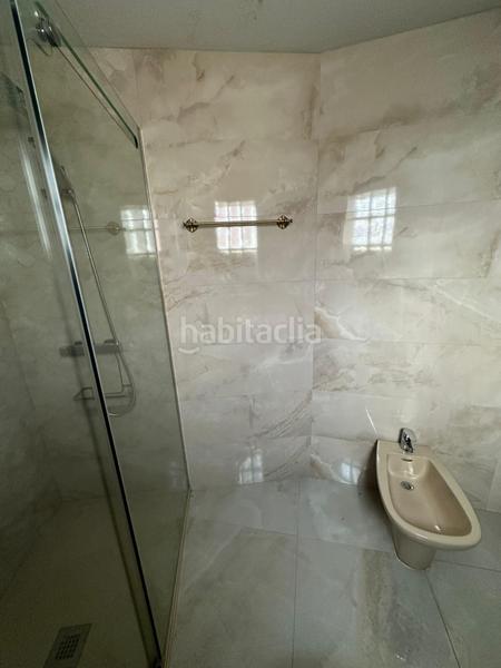 Foto eaefa229-30f5-4910-9ba8-da10723b35b0. Pis amb calefacció aparcament a Centro Ciudad León