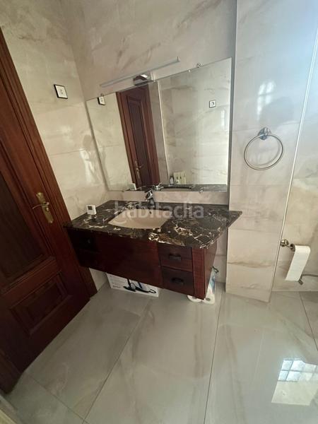 Foto fda0fe42-9b4d-423b-b42f-e847d4ae7a4b. Pis amb calefacció aparcament a Centro Ciudad León