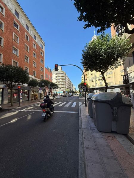 Foto 6514585f-a29d-4479-8d50-3ef03d7c661b. Piso apartamento exterior en el centro reformado en León