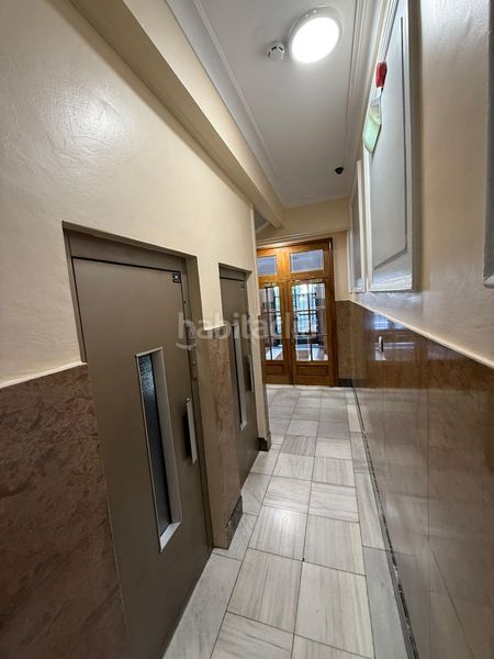 Foto 95ab2fc6-bc62-495b-b2ea-1abf1839bc26. Piso apartamento exterior en el centro reformado en León