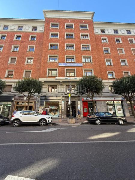 Foto e0a1a1e5-487f-4f54-9a57-87a6ed0175c4. Piso  reformado en el centro de leon en Centro Ciudad León