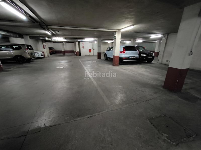 Foto b0d39ad1-692e-4ec8-b3b7-5da43c5c9890. Rent car parking in calle san lorenzo 4 in San Mamés - La Palomera León