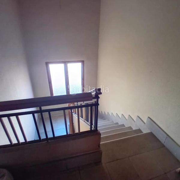 Foto 0a5abc82-a4de-44ea-8d8d-617d4b5e5e9b. Edifici a San Mamés - La Palomera León