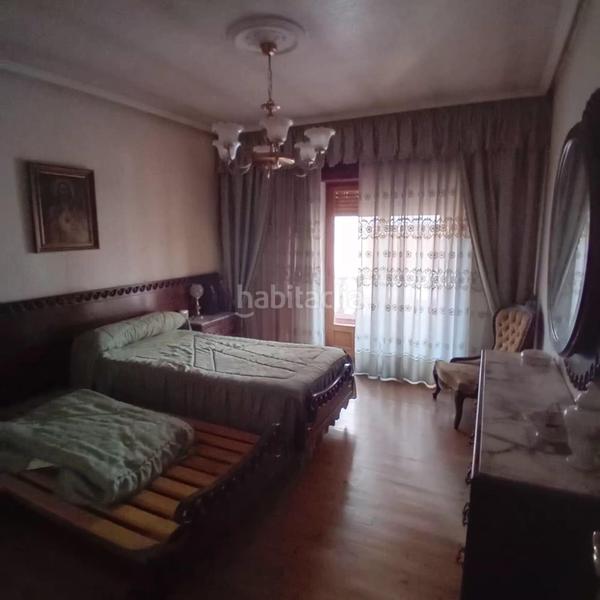 Foto 3508c08d-7cad-4567-a115-d57f7aa9896a. Edifici a San Mamés - La Palomera León