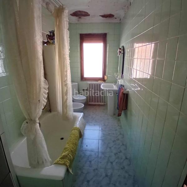 Foto de940d55-7ab3-4a43-ba09-e1f53b398d4b. Edifici a San Mamés - La Palomera León