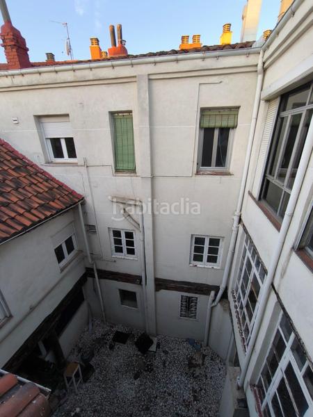 Foto b49143bd-9d8e-4442-98a7-88e4a71e366f. Edifici a Casco Antiguo León