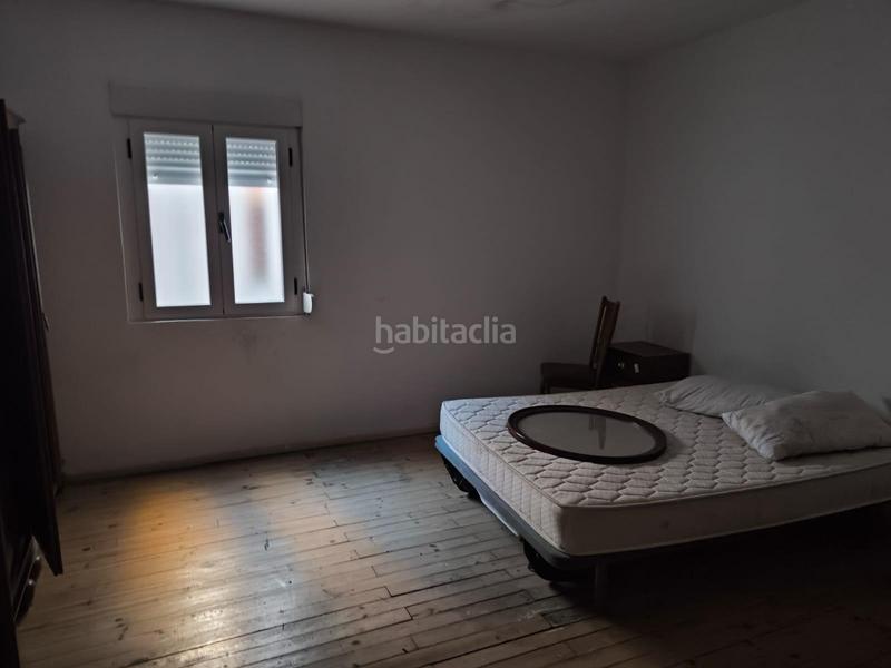 Foto d0acfe58-f641-4fd3-87c1-0c8ed8250124. Edifici a Casco Antiguo León