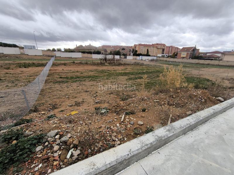 Foto e5851076-73b8-402e-81d5-f42340fce1a2. Terreno residencial parcela urbanizable de 738,83 en eras de renueva leon en León