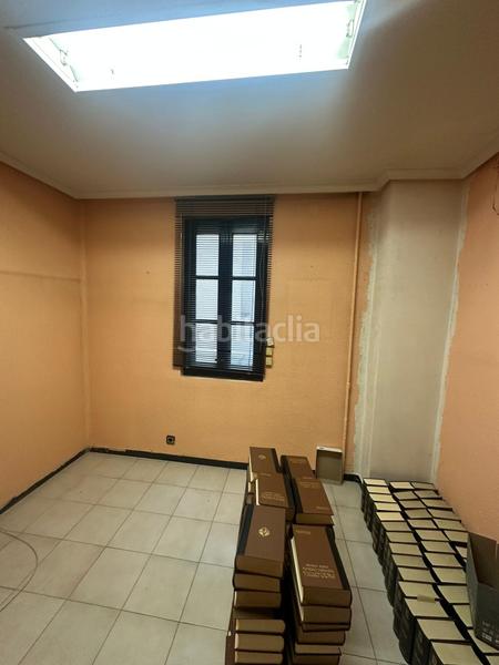 Foto 8be9d5c8-6222-47c7-a31a-e124386c7c74. Alquiler oficina  en el centro de leon en León