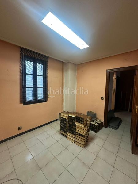 Foto 978ad9a0-1ece-4000-8aa9-295caf6adcd8. Alquiler oficina  en el centro de leon en León