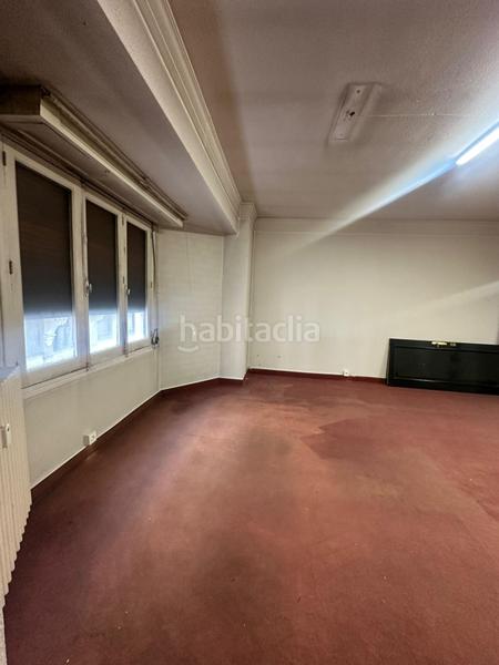 Foto 0bf04fcc-b30c-4933-b214-380b6b5108a4. Miete büro mit heizung in Centro Ciudad León