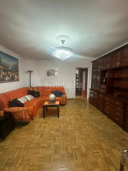 Foto 9913ddbe-8960-4791-a525-4df4dfe5fcc8. Penthouse with heating parking in Centro Ciudad León