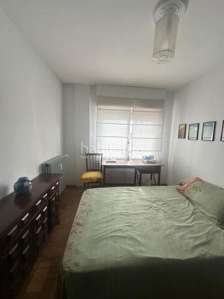 Foto f80cfd0f-073a-46c3-b4e6-aabbe56a5024. Penthouse with heating parking in Centro Ciudad León