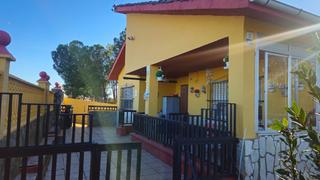 Casa  Travesa leon. Casa y finca urbana cerca de valdevimbre leon