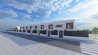 Semi detached house in Calle sierra de gredos 56