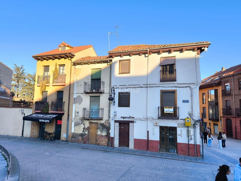 Foto b840cd8c-122c-44eb-b19e-d97eaa3fa7af. Edificio in Casco Antiguo León