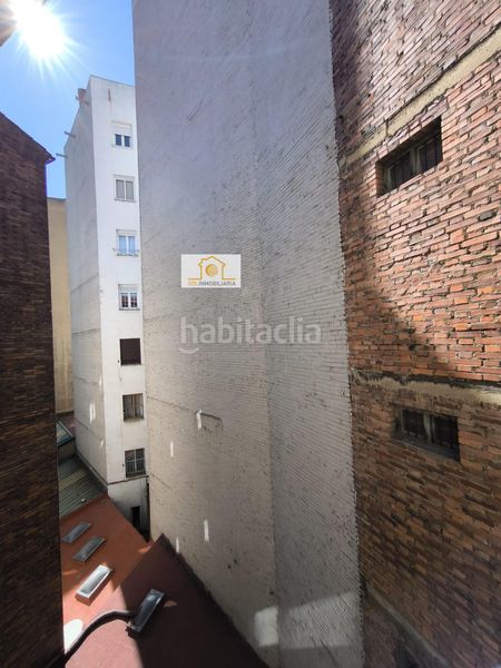 Foto bf5a7f88-3a76-49ff-984f-0aea649887de. Pis amb calefacció a Centro Ciudad León