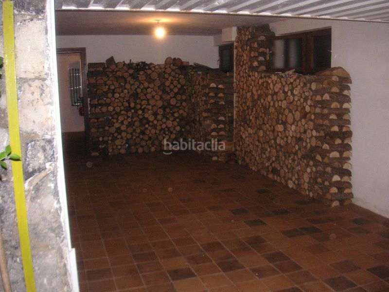 Foto 0afbd79e-6e77-490e-9b79-e43be4229034. Casa a calle anselmo gutiérrez 2 a Vecilla (La)