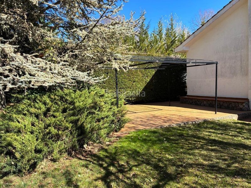 Foto 106a1801-882c-4faf-841c-2f869a374392. Casa a calle anselmo gutiérrez 2 a Vecilla (La)